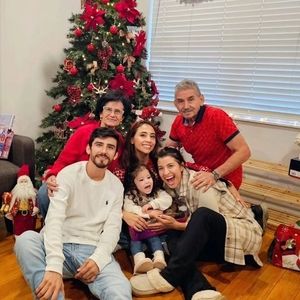 Meet your Posher, Luz